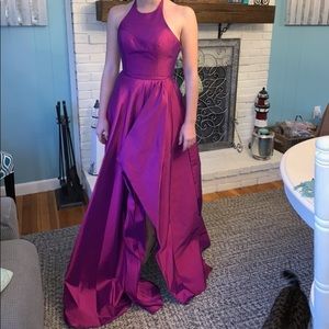 Gorgeous Alyce Paris prom dress